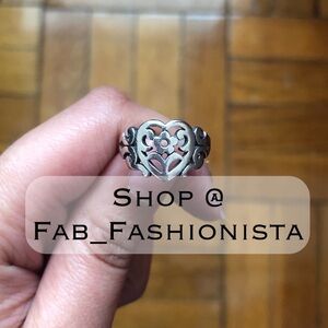 James Avery floral heart ring